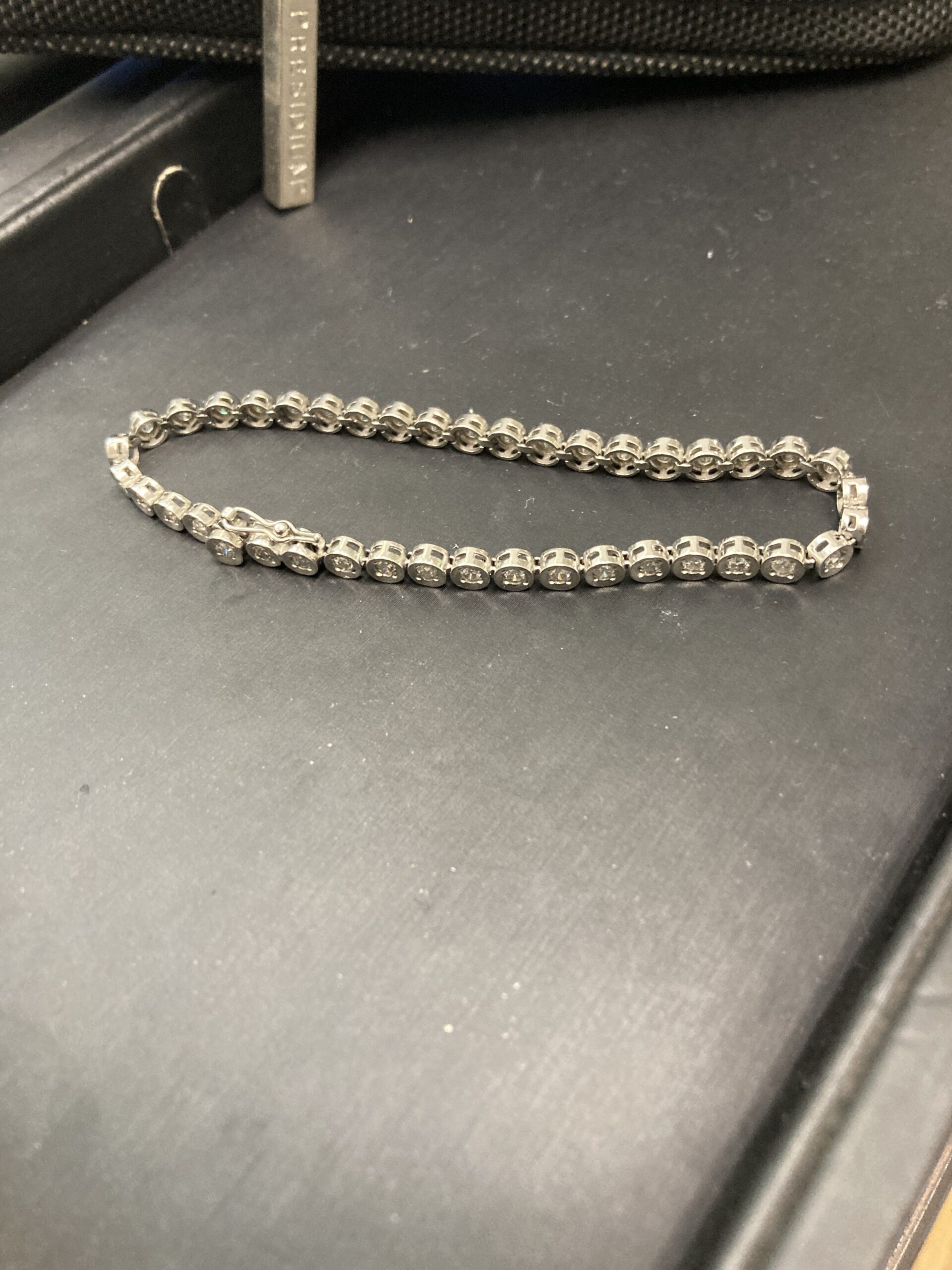 pt850  総重量12.57g テニスブレスレット D2.0ct 38pcs